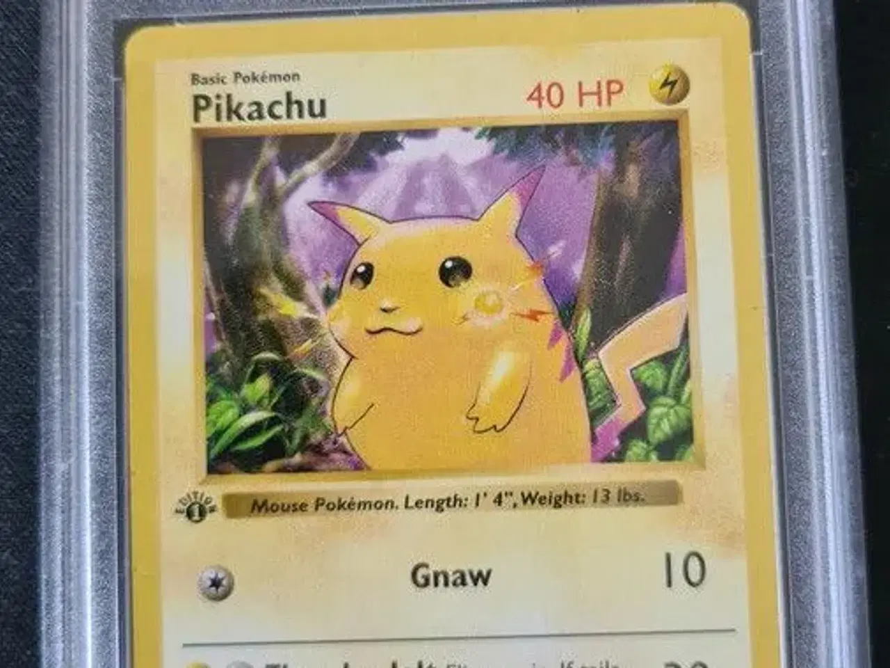Billede 1 - Pikachu 1st edition - PSA6 - Error Slab