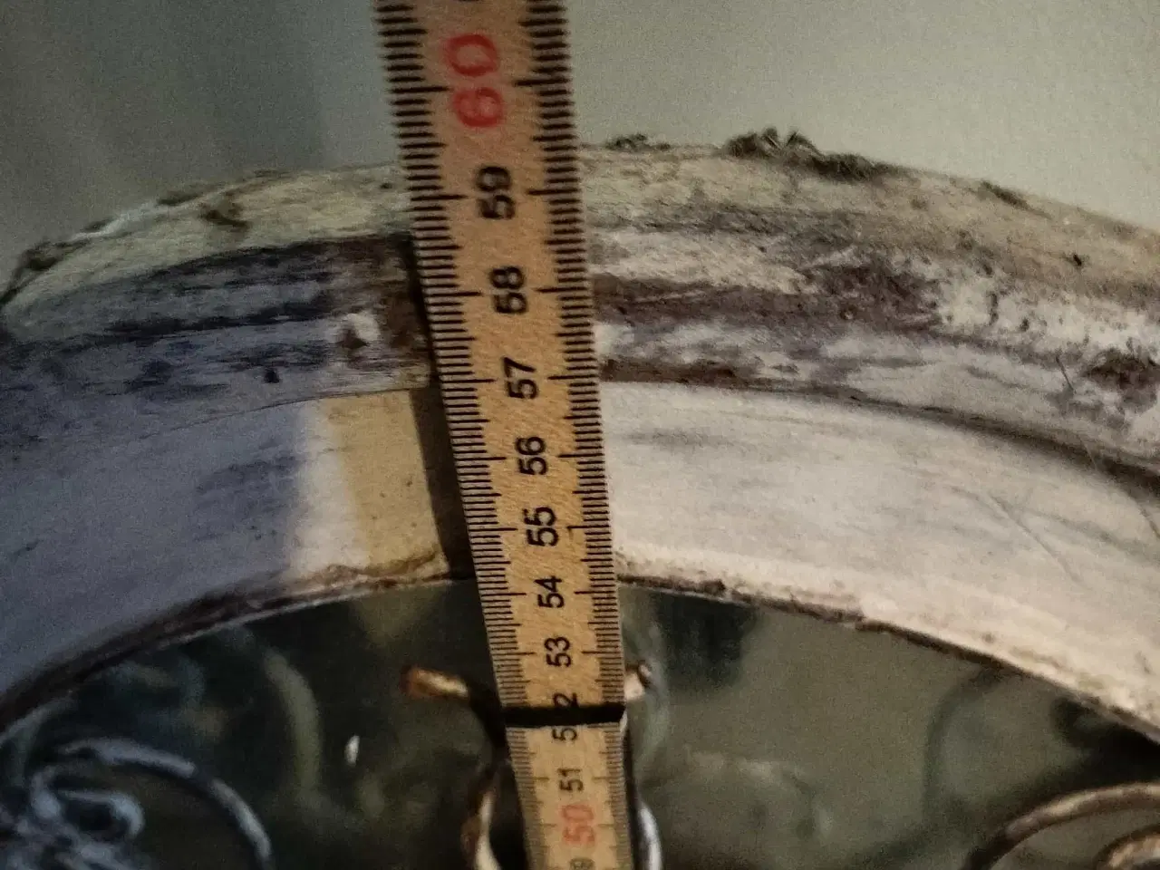 Billede 3 - Lille pyntespejl med dekoration