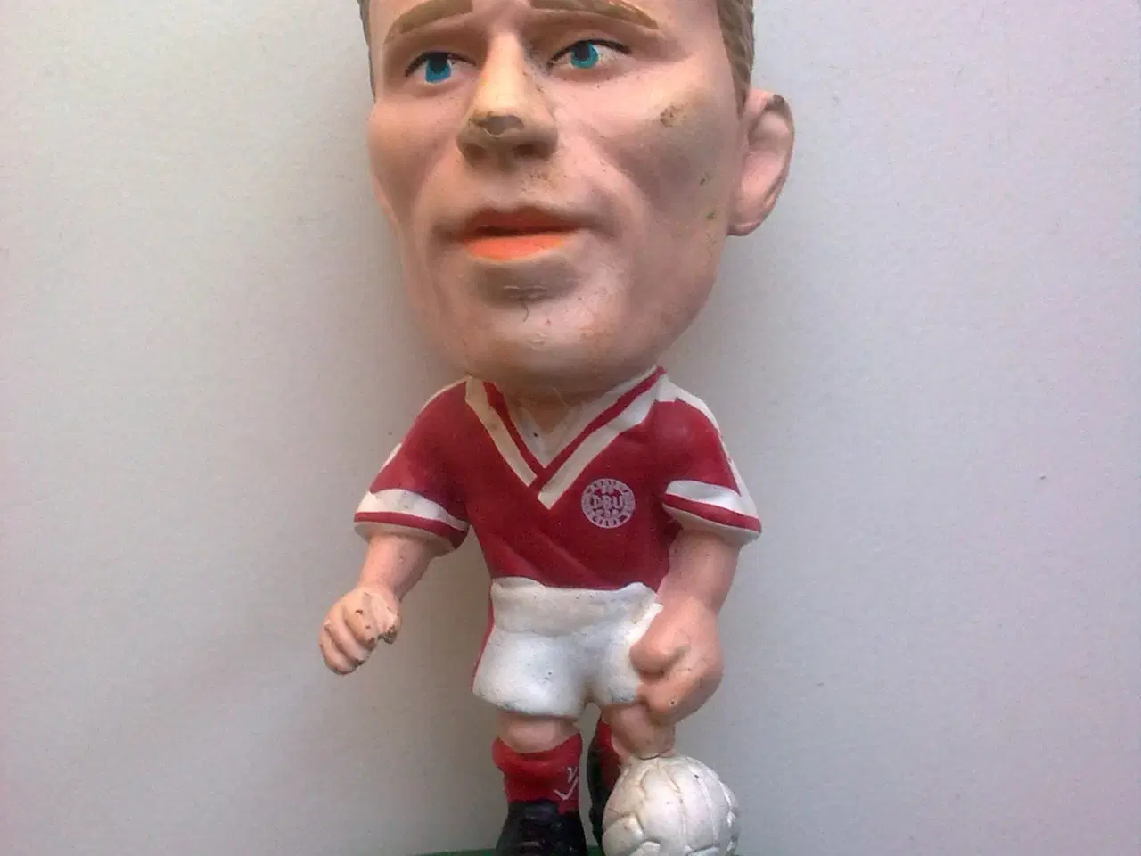 Billede 16 - Italiensk design i rød og hvid fodbold design