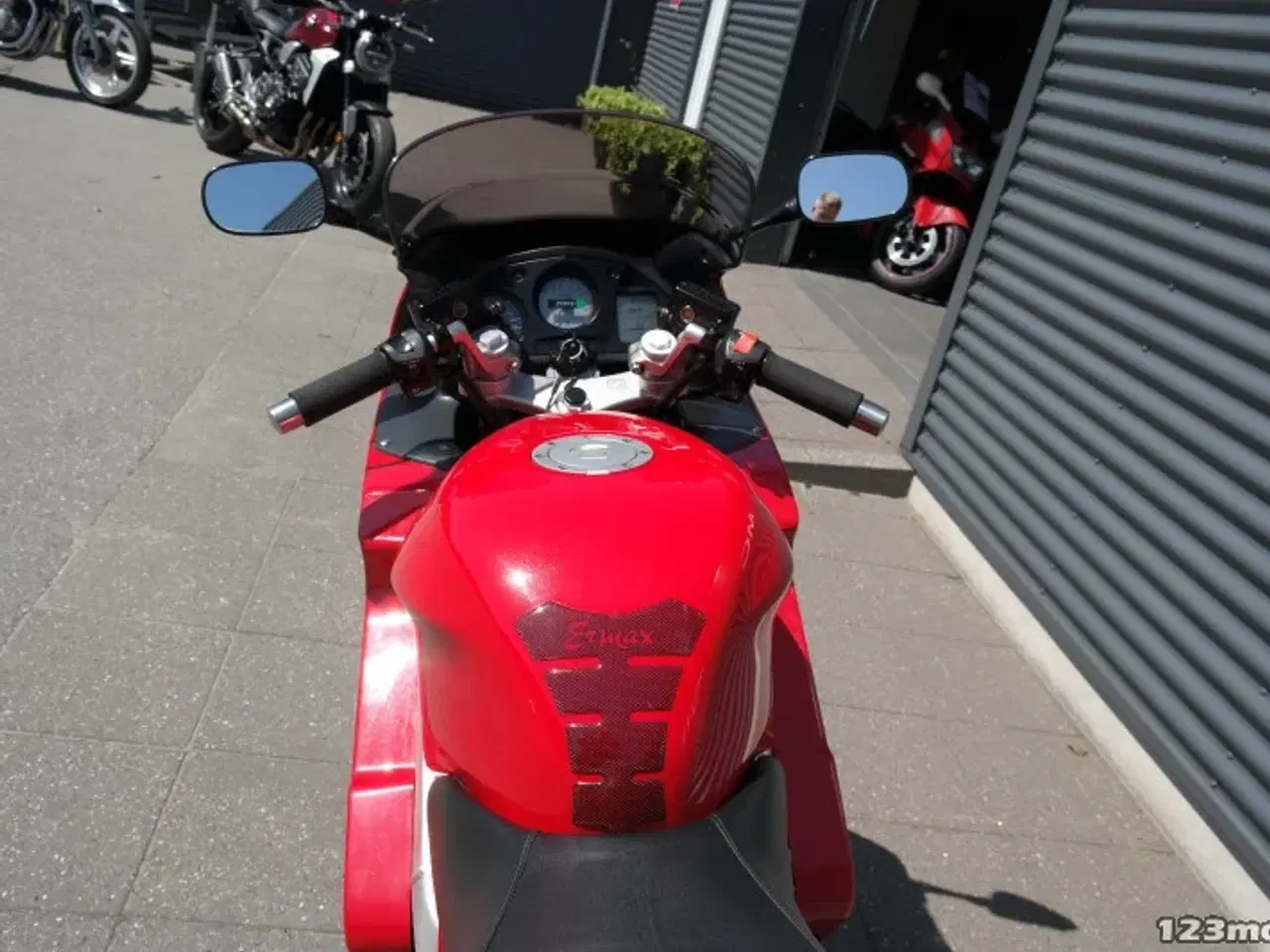Billede 21 - Honda VFR 800 F MC-SYD       BYTTER GERNE