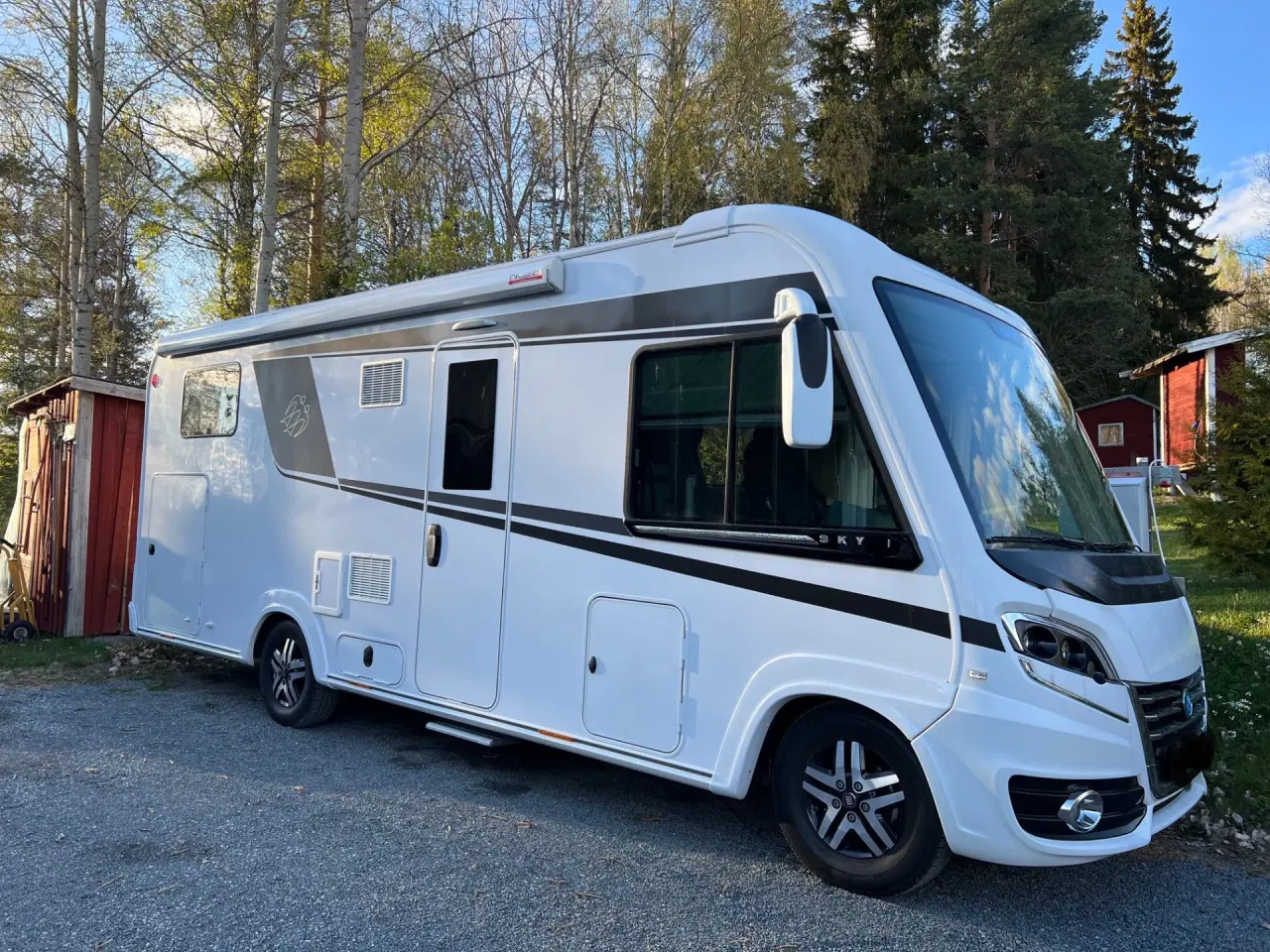 Billede 1 - Knaus SKY I 700 LEG