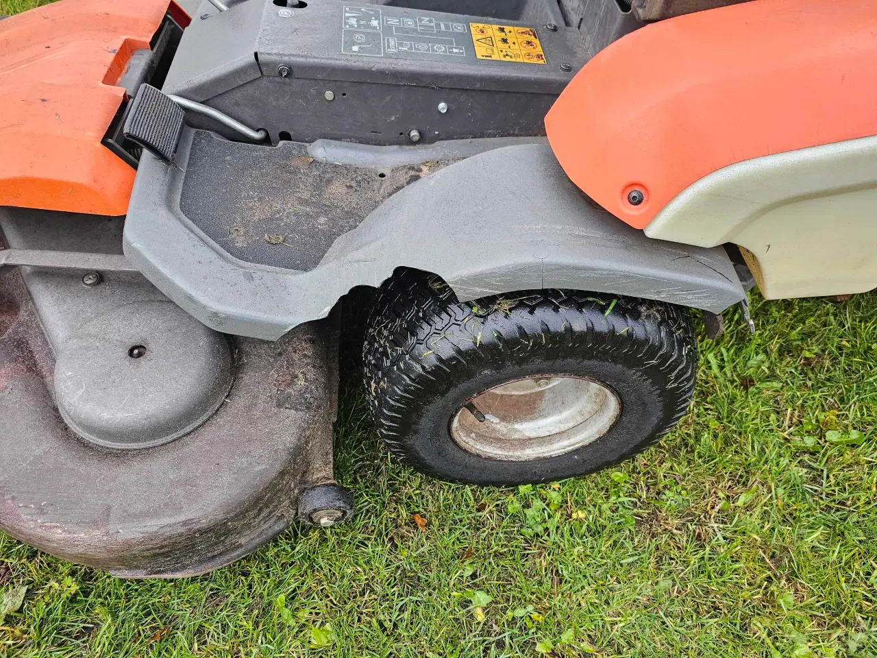 Billede 10 - Husqvarna 524 4WD. 122cm. + Karlo Nielsen kost.