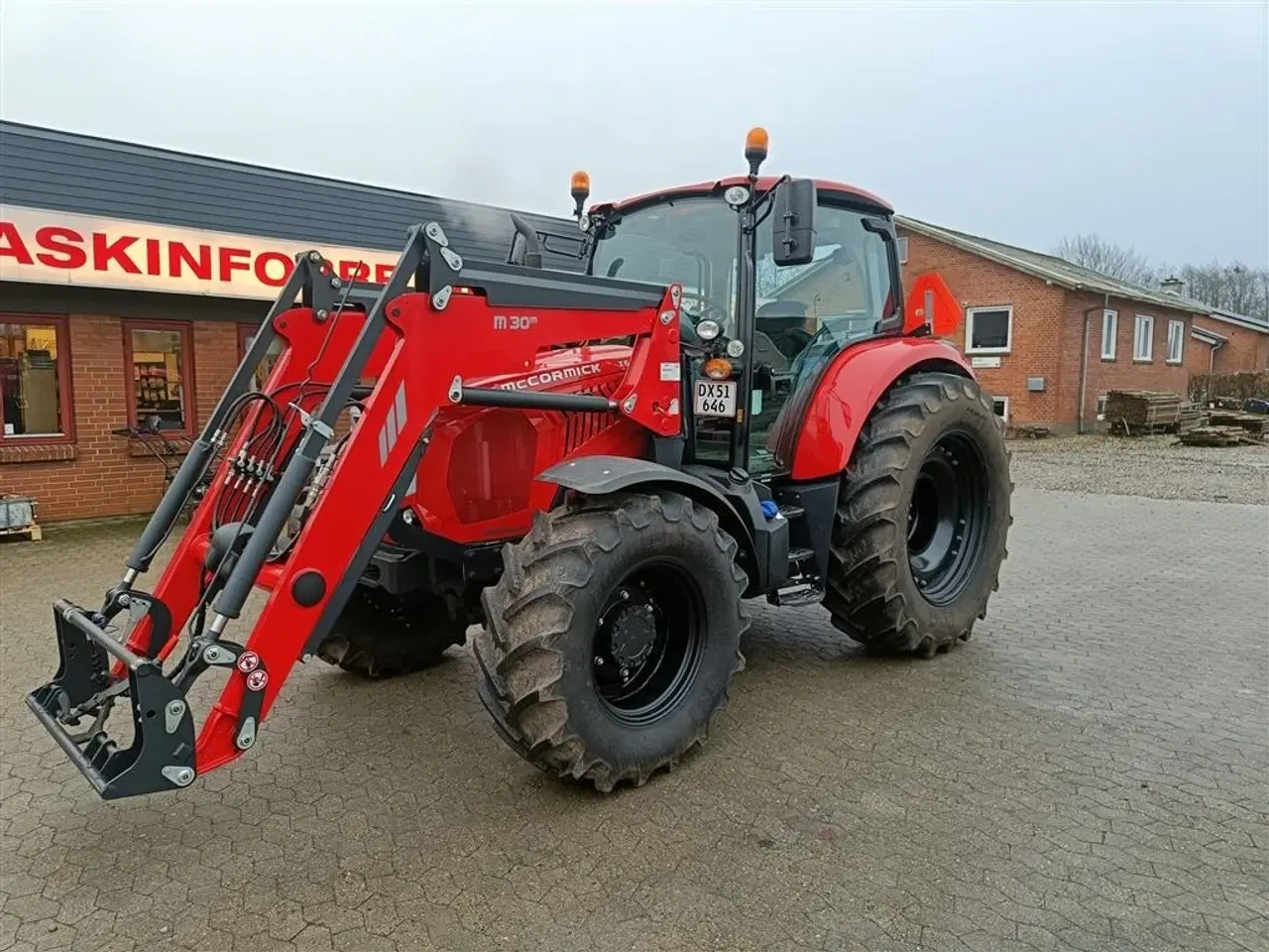 Billede 2 - McCormick X6.135 med M 30im frontlæsser