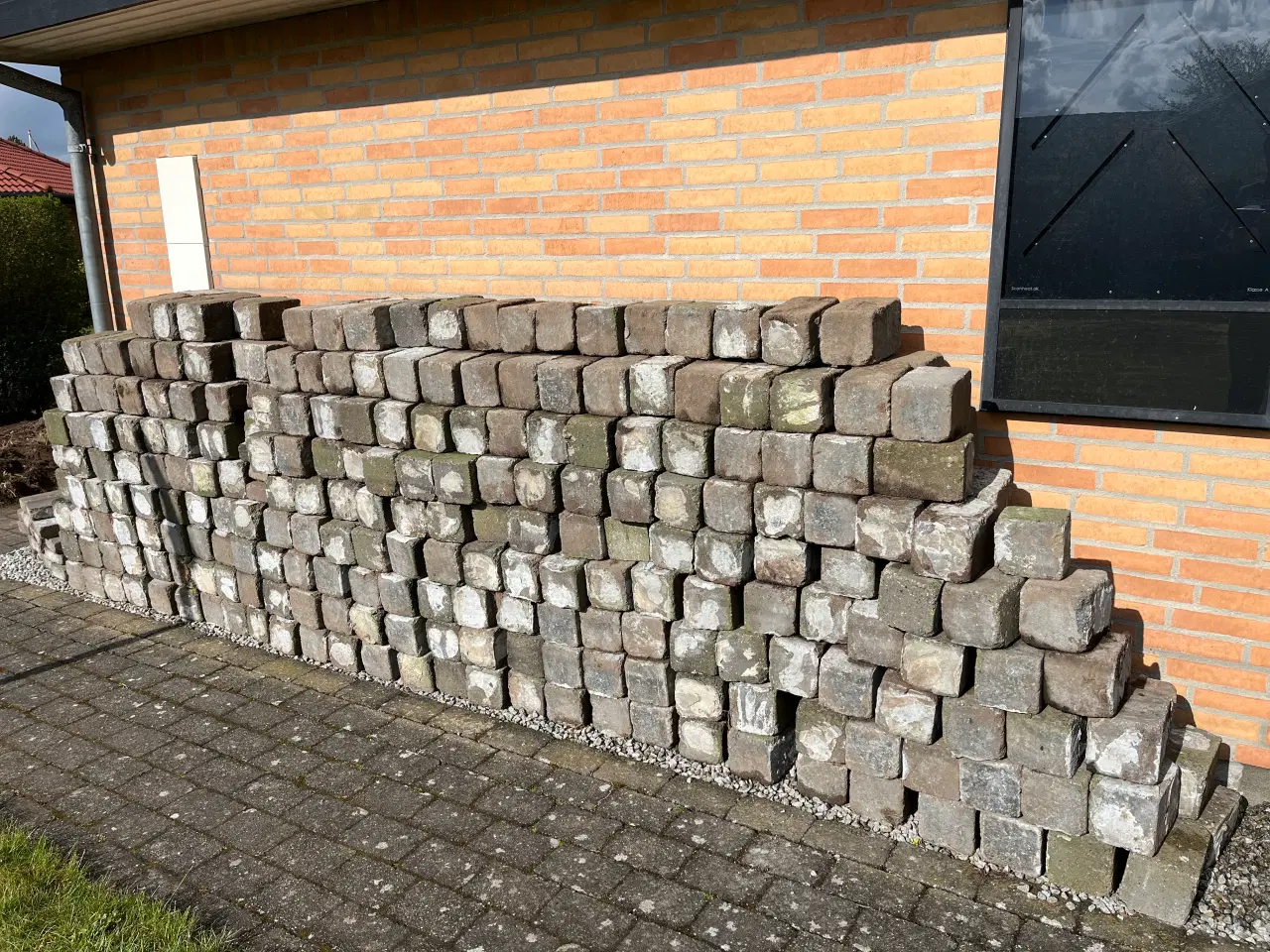 Billede 1 - Herregårdssten kantblokke sort