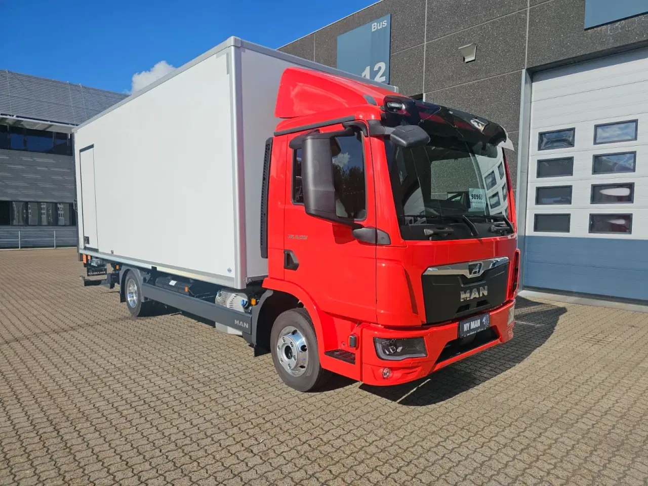 Billede 2 - MAN TGL 8.220, Lukket kasse