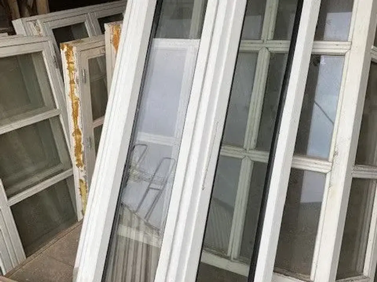 Billede 2 - Brugte-tømmer-vinduer -døre -Terresedøre-yderdøre