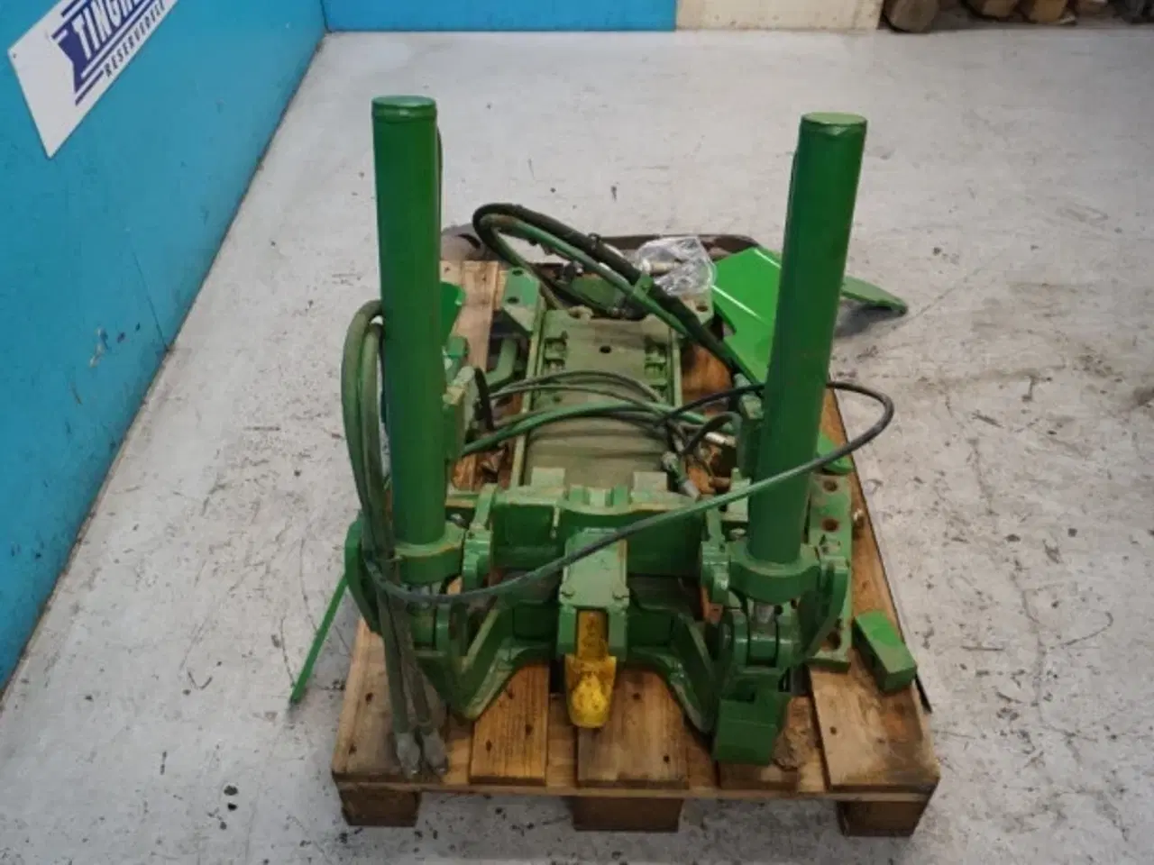 Billede 14 - John Deere 8235R Hitch