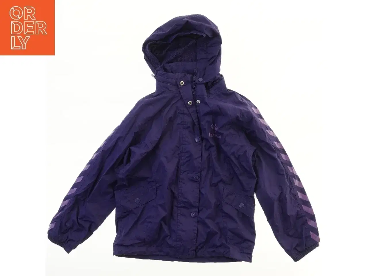 Billede 1 - Børnejakke med hætte fra Hummel (str. 122)