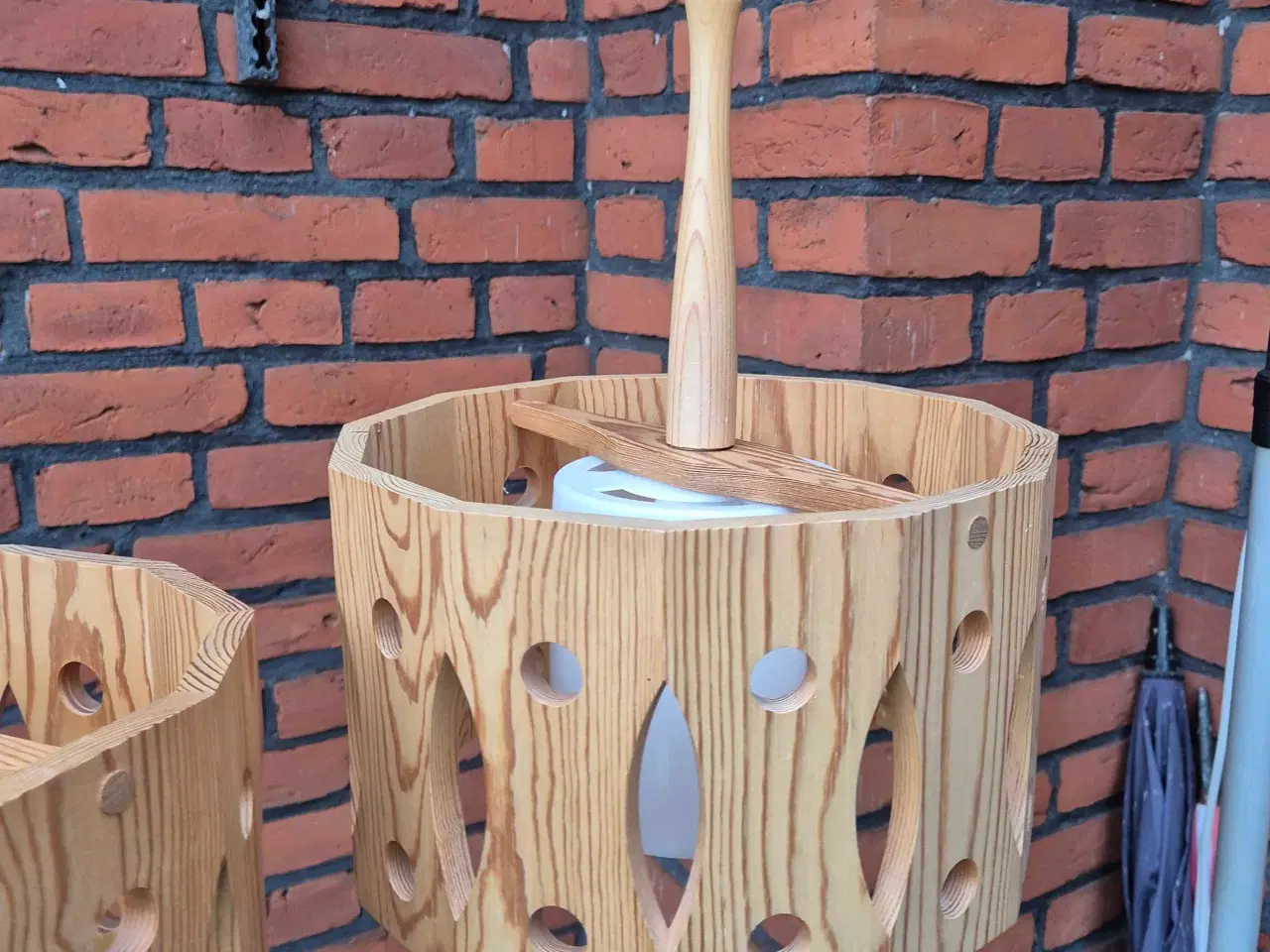 Billede 16 - Sjældne svenske retrolamper i fyrretræ 