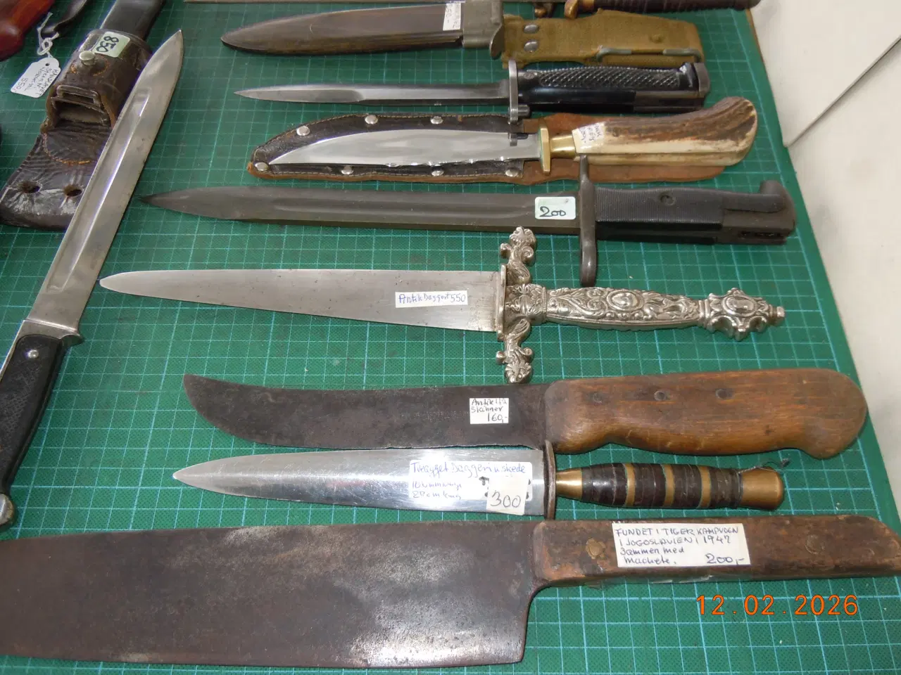 Billede 20 - Dolke, bajonetter og knive, forskellige typer.