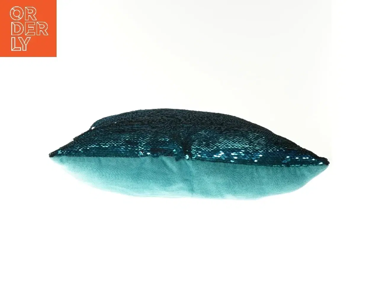 Billede 2 - Pude med vendbare pailetter (str. 36x36 cm)