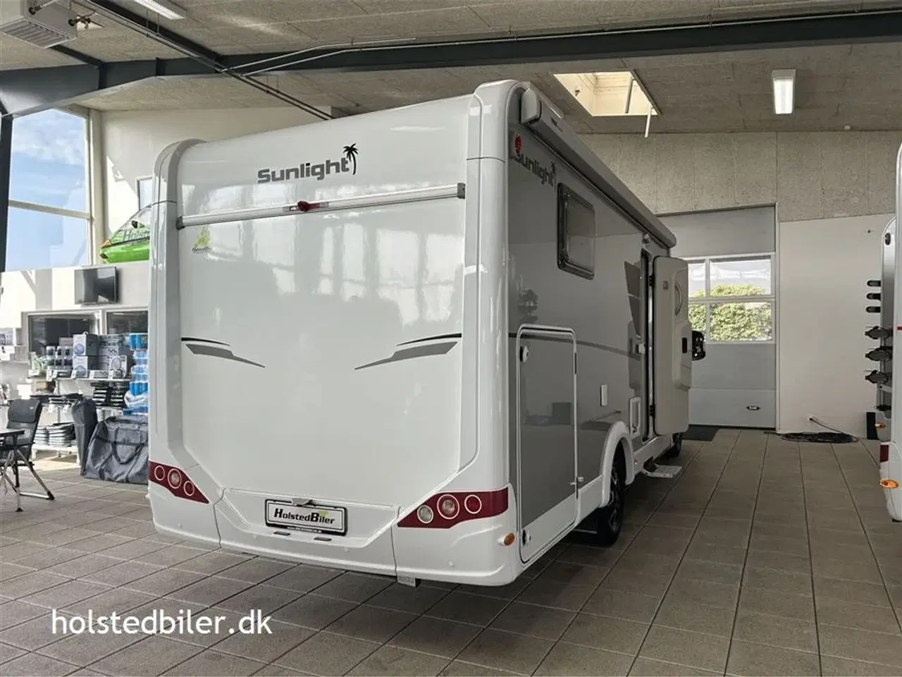 Billede 4 - 2019 - SunLight T 67 Activ   Km 42000 - 5 selepladser - hævesænkeseng.