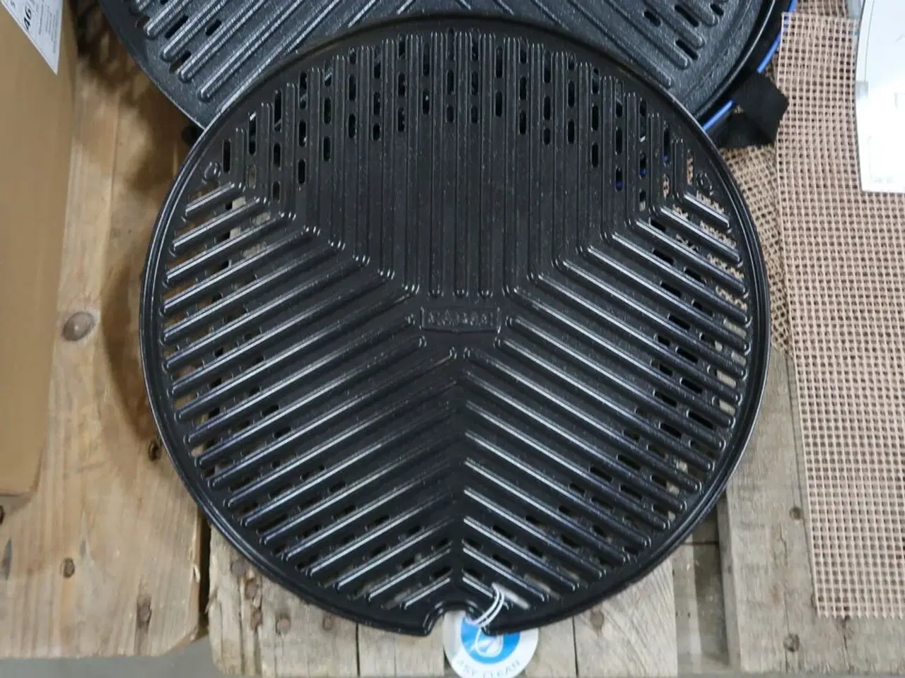 Billede 2 - Diverse dele til Cadac grill
