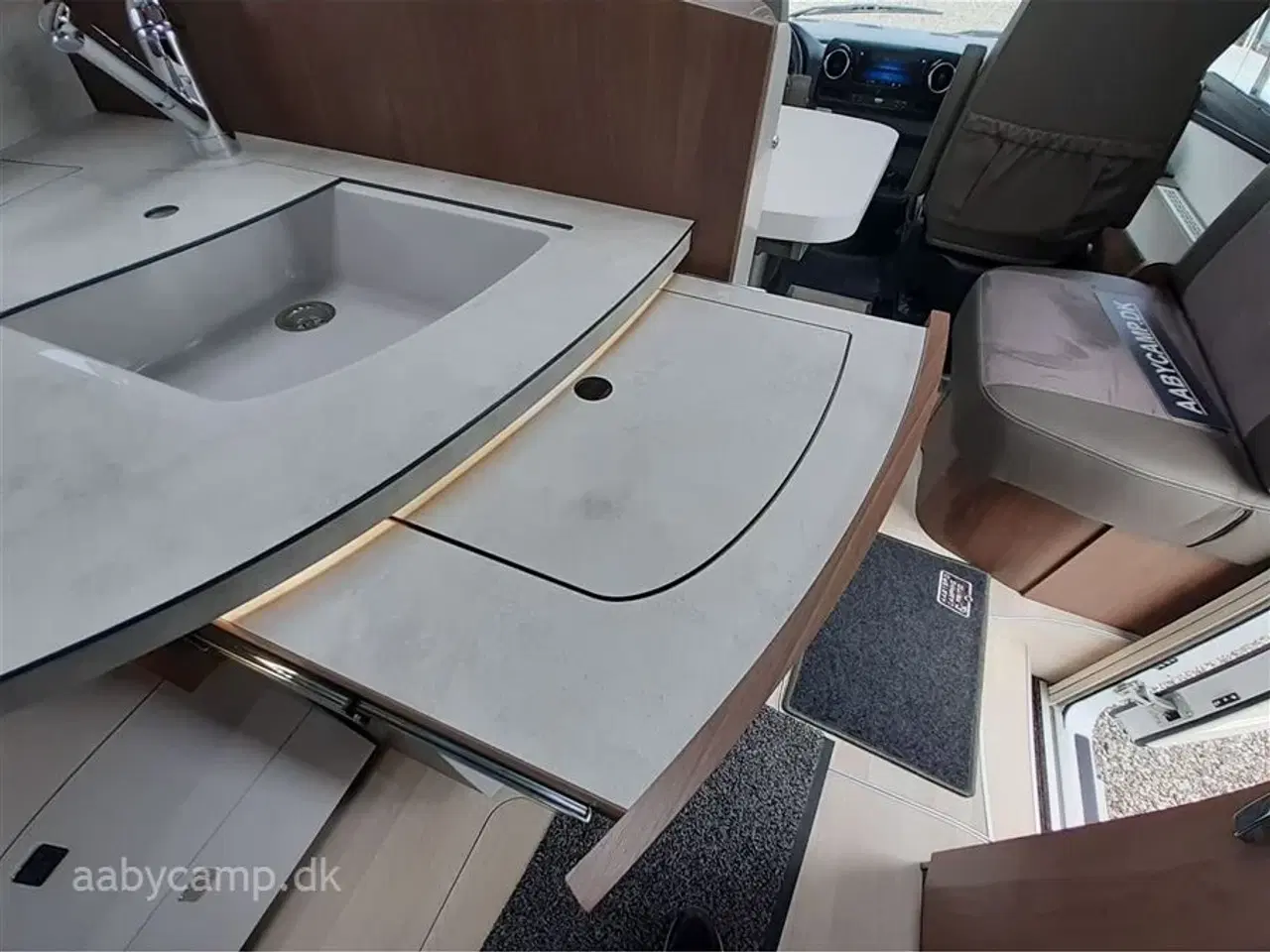 Billede 16 - 0 - Frankia Platin Pure I 7400 GD Edition   Top udstyret 5 Stjernet Camper på Mercedes