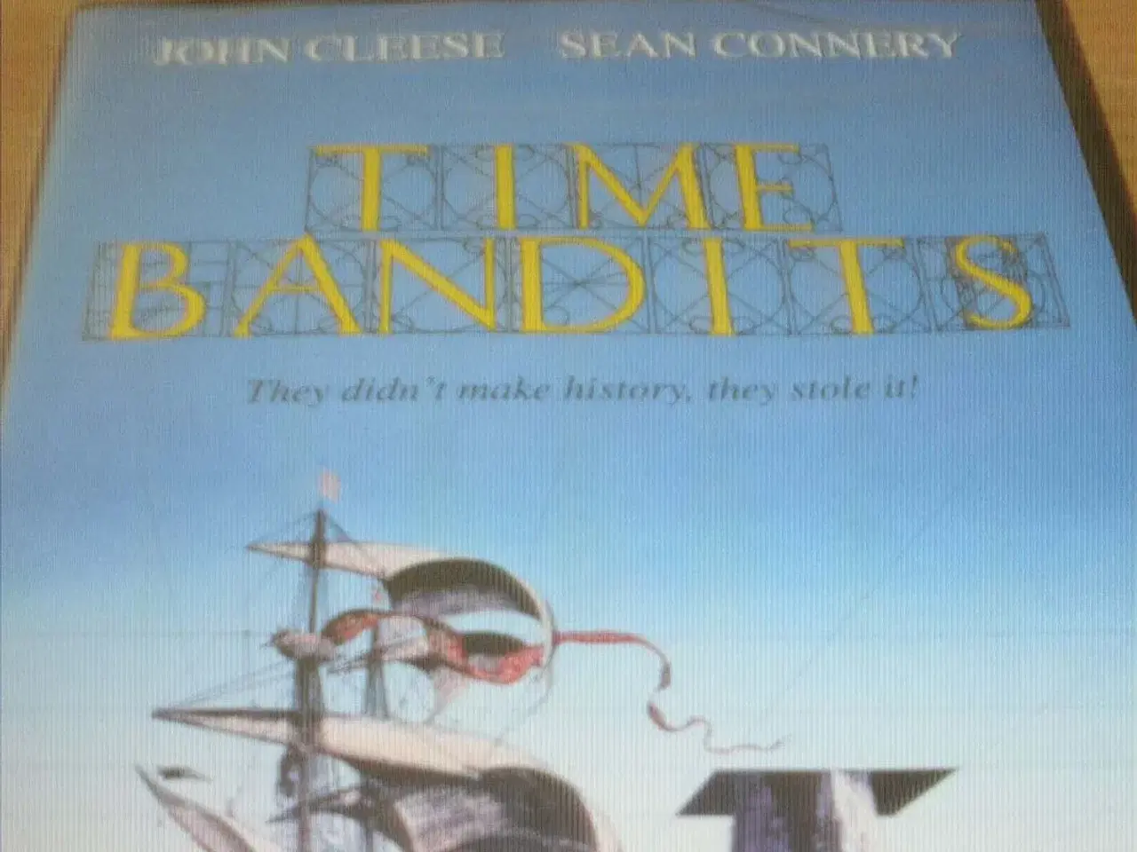 Billede 1 - TIME Bandits. JOHN CLEESE. Ny i folie.