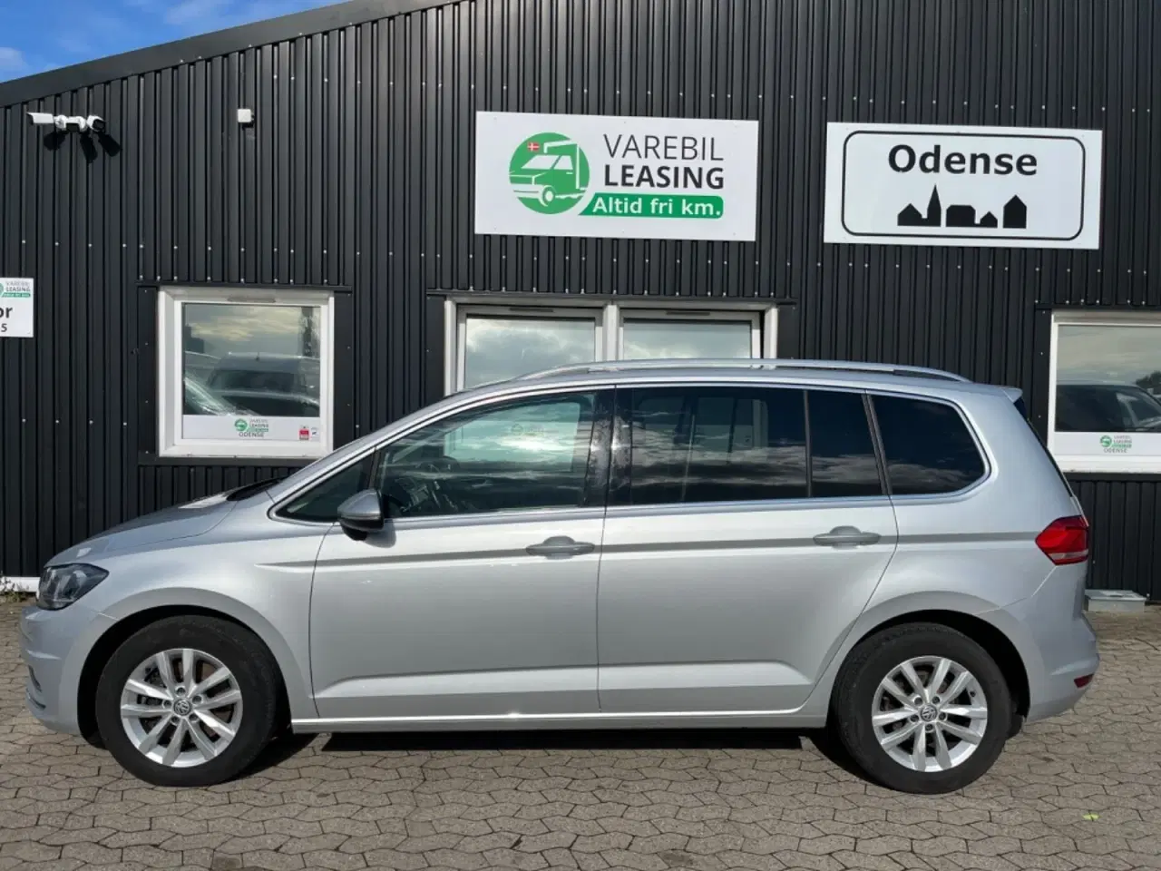 Billede 1 - VW Touran 2,0 TDi 150 Highline DSG Van