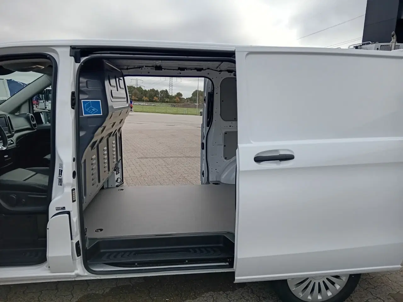 Billede 6 - Mercedes Vito 114 2,0 CDi A2 Kassevogn PRO aut. RWD
