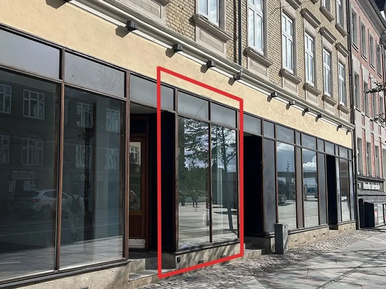 Billede 1 - Attraktivt erhvervslejemål på en af Aalborgs bedste placeringer!