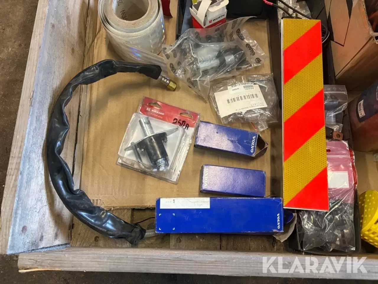 Billede 7 - Lot med reservedele - 5 paller