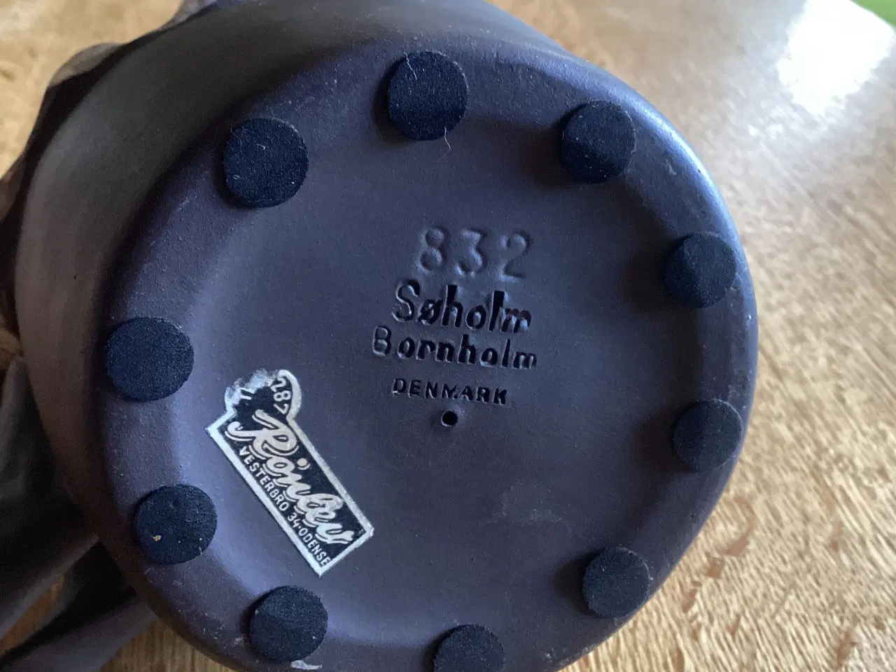 Billede 7 - Afrikansk ung Kvinde Søholm nr 832 