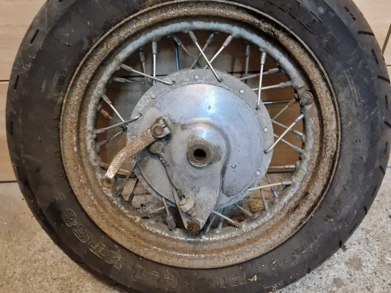 Billede 2 - Yamaha XS650 baghjul 