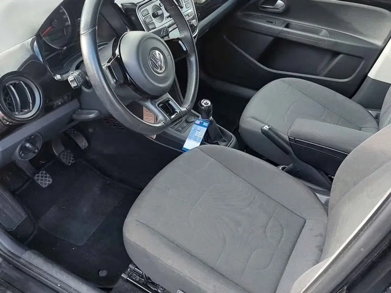 Billede 5 - VW UP 1.0 60 hk 5 dørs årgang 2015