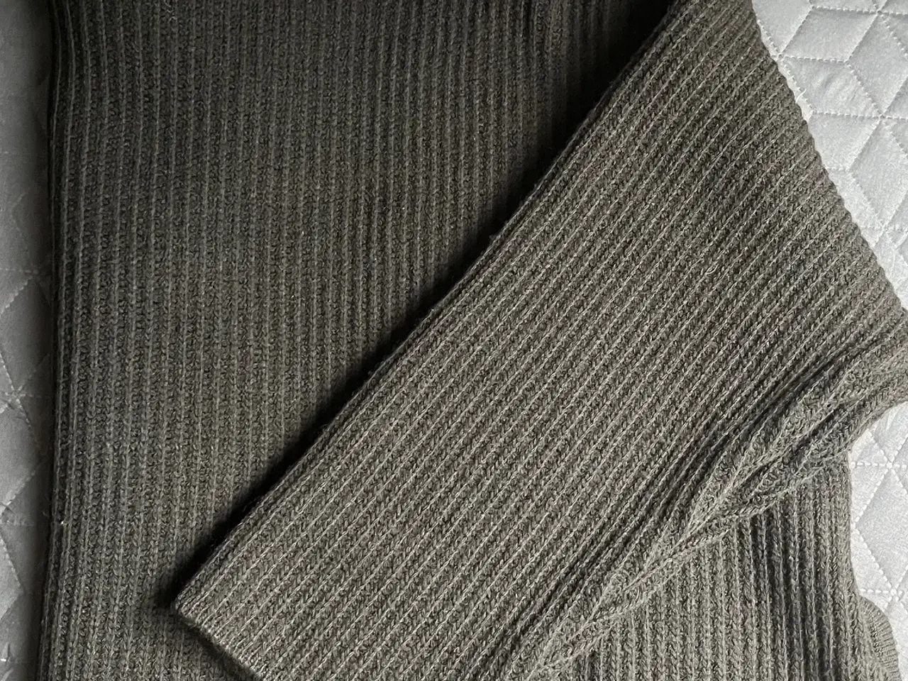 Billede 4 - Ivan Grundahl cardigan med lynlås
