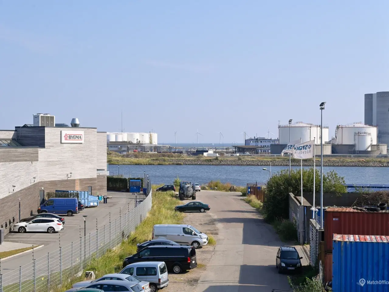 Billede 4 - Åbent og lyst kontor med udsigt til Københavns tårne