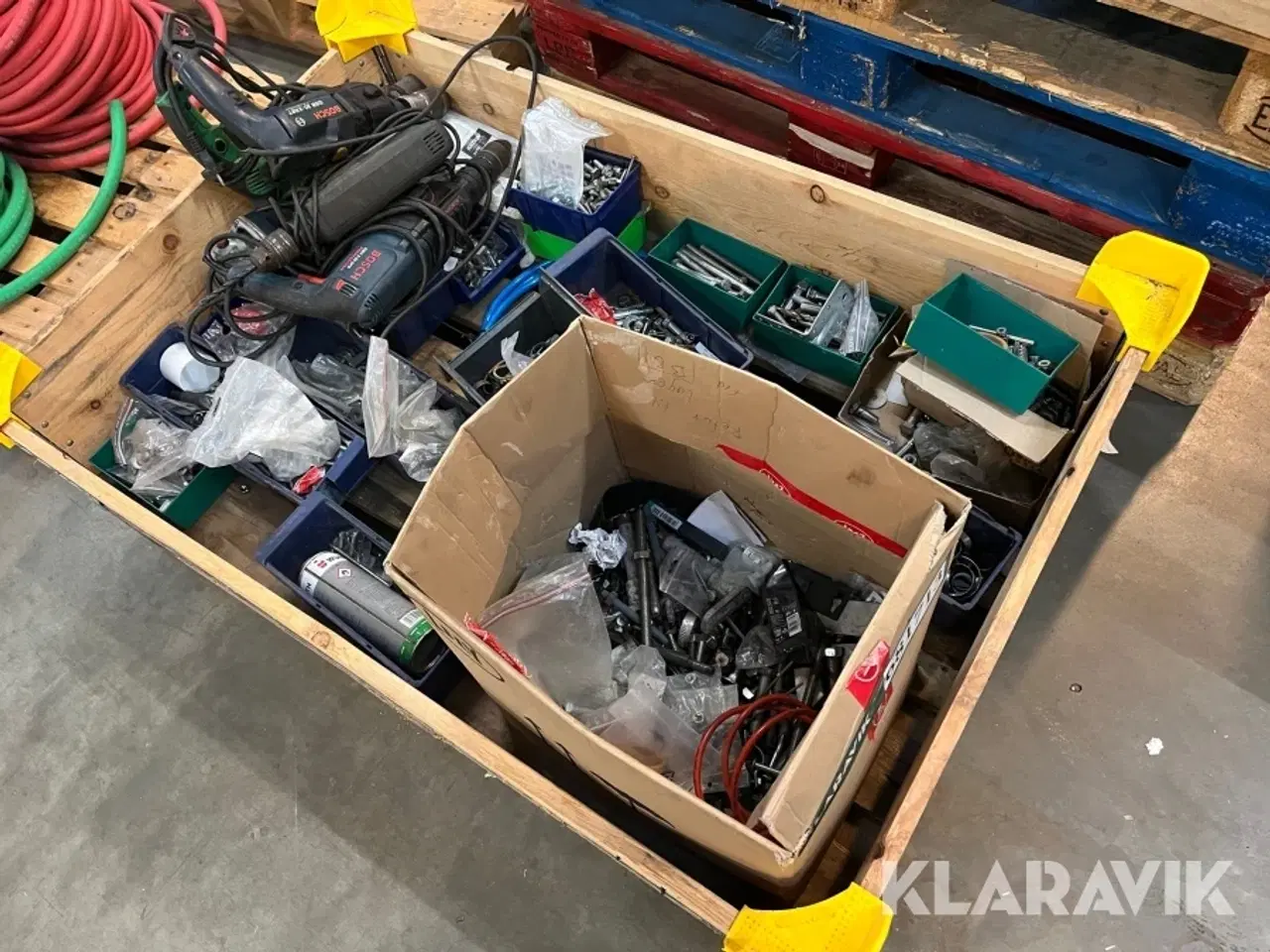 Billede 1 - Blandet lot Boremaskiner-bolte- diverse