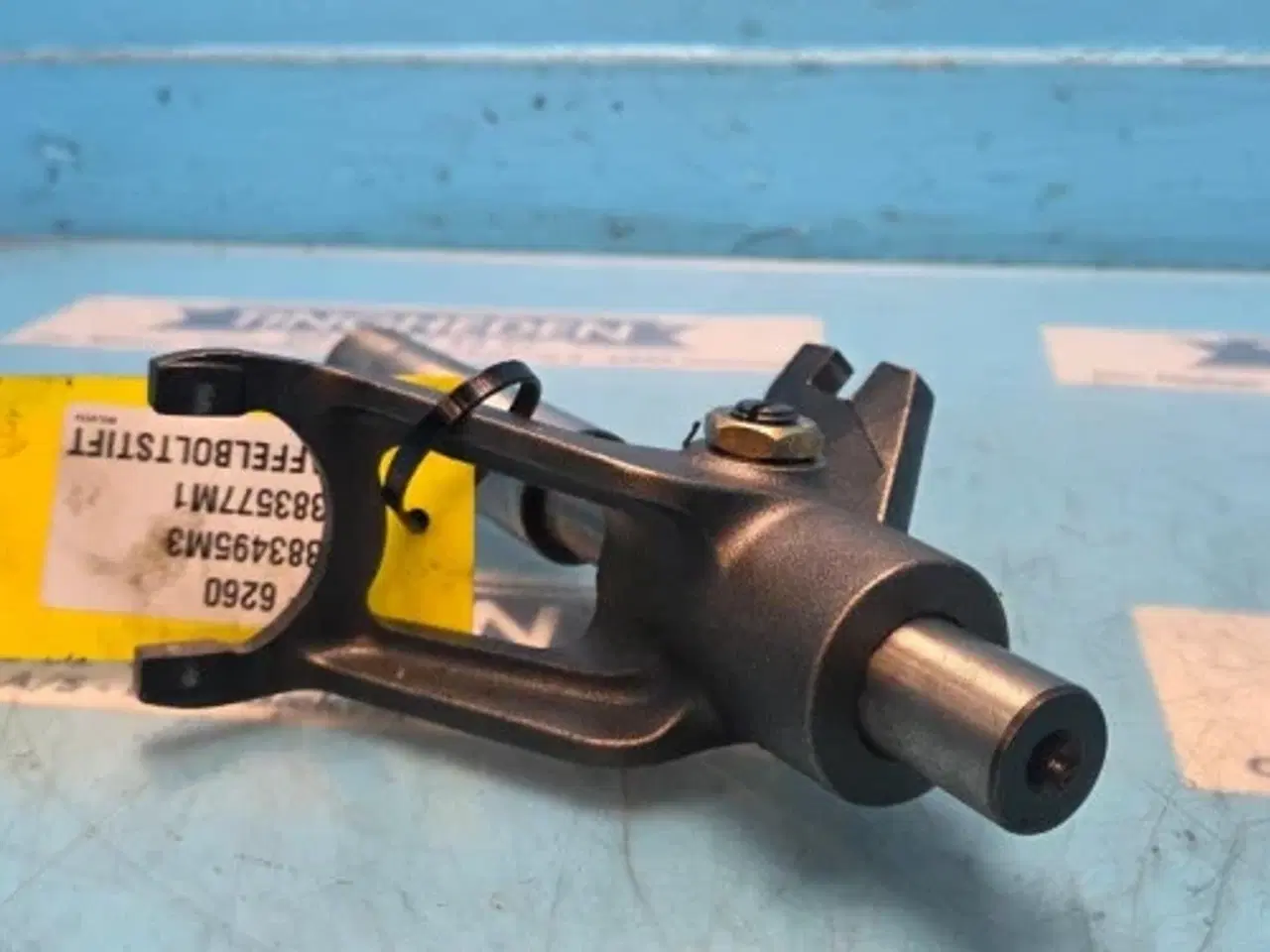 Billede 10 - Massey Ferguson 6260 Gaffelboltstift 3383495M3