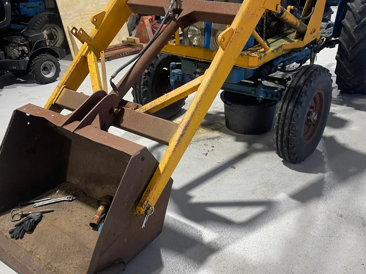 Billede 1 - Fin frontlæsser til fordson major 