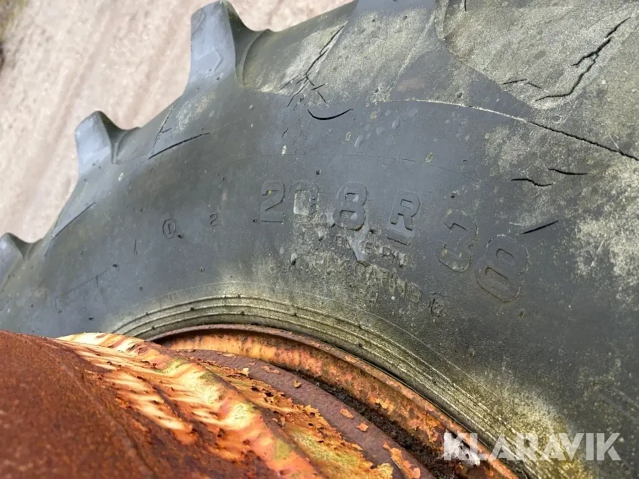 Billede 3 - Tvillingehjul Taurus 20.8R38 3 styk