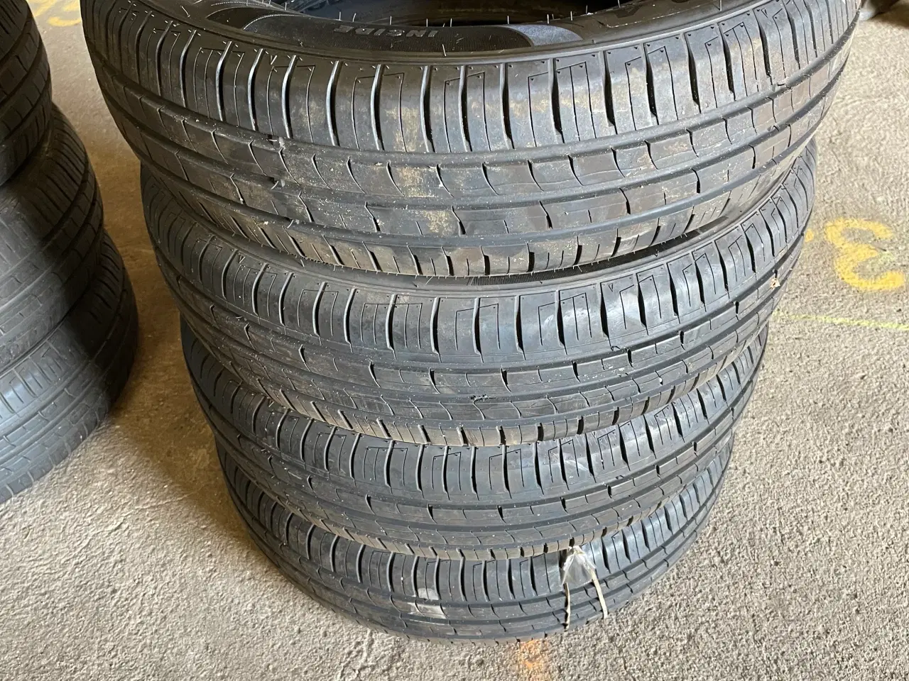 Billede 2 - 14 Imperial 165/70r14 Ref.S90 sommer