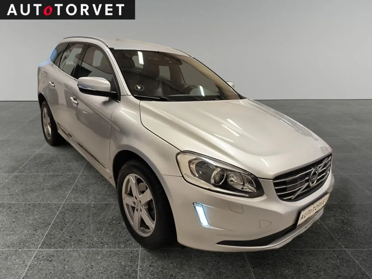 Billede 2 - Volvo XC60 2,0 D4 190 Summum aut.