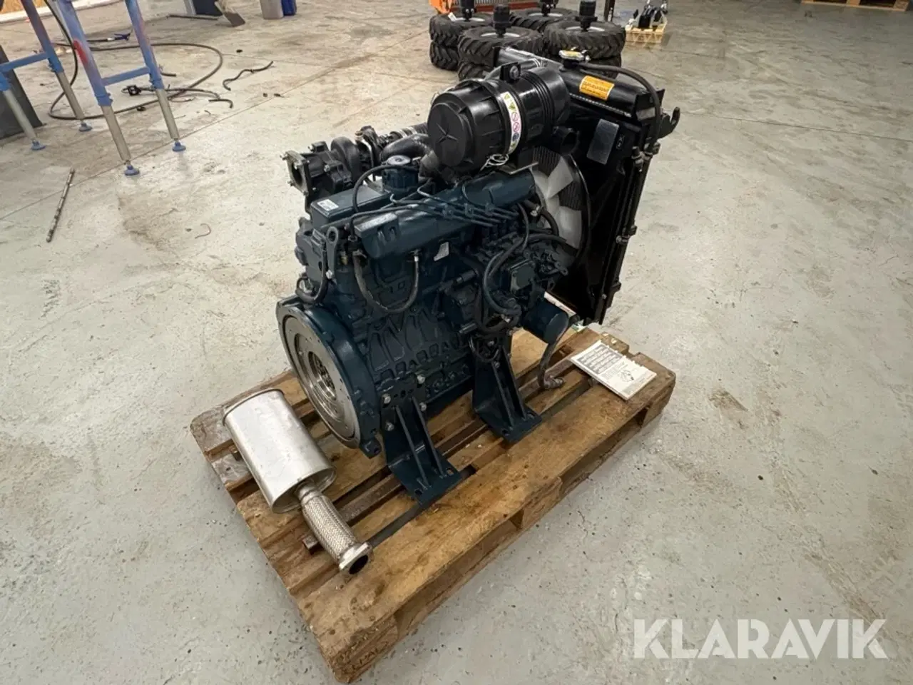 Billede 2 - Motor med køler Kubota V2403-3