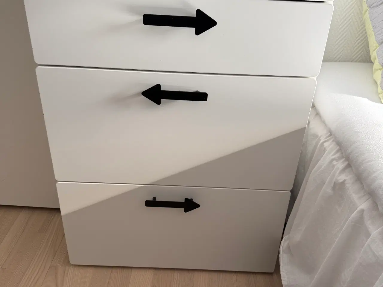 Billede 3 - Klædeskab “småstad/platsa” IKEA