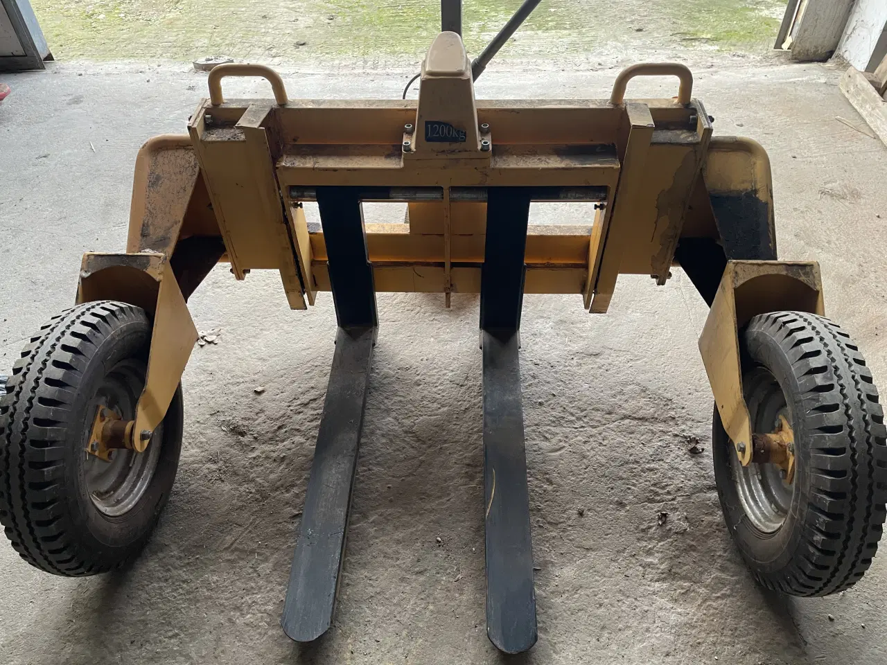 Billede 1 - Pallevogn på gummihjul 