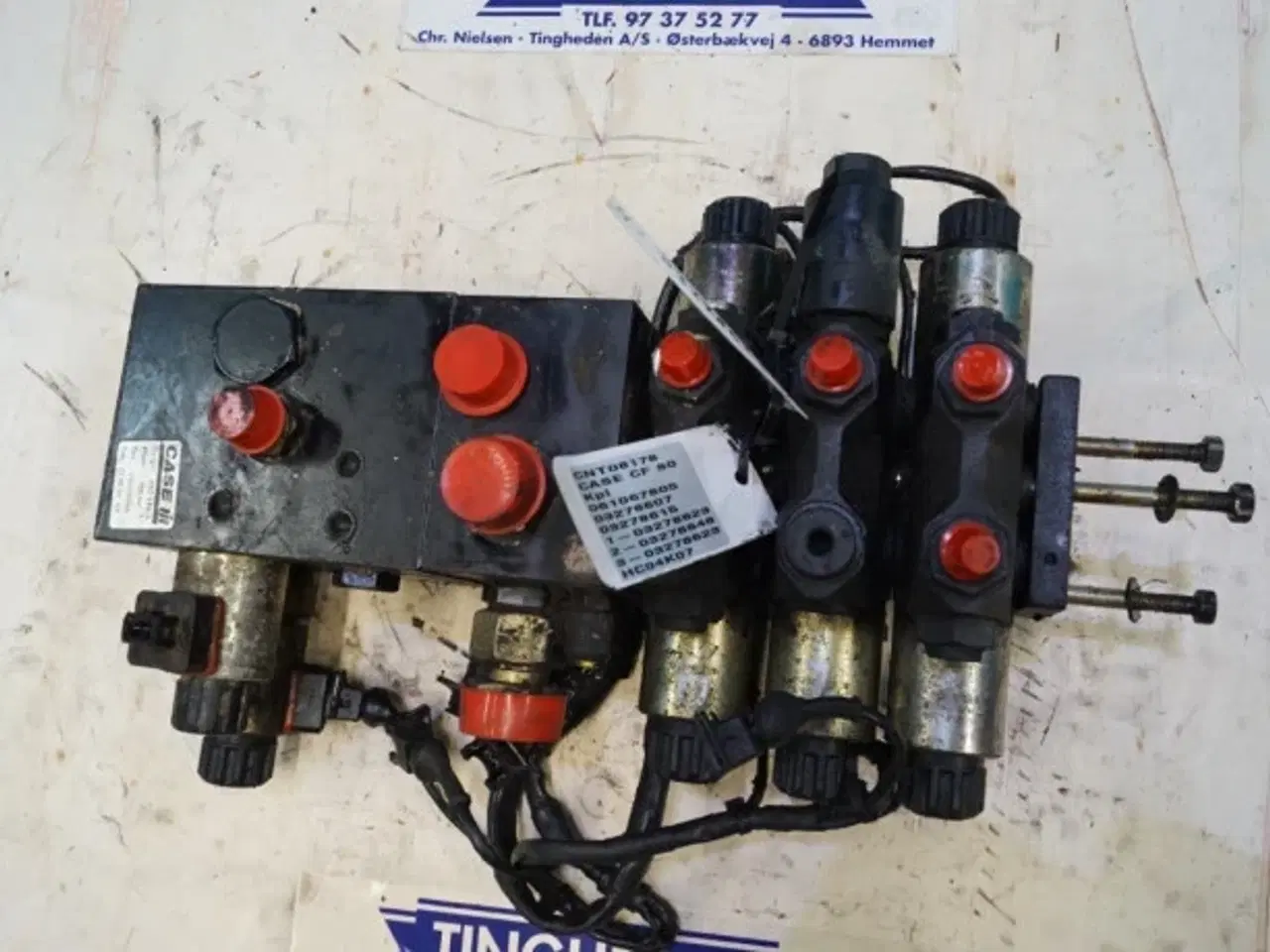 Billede 15 - Case CF80 Hovedventil 061067805