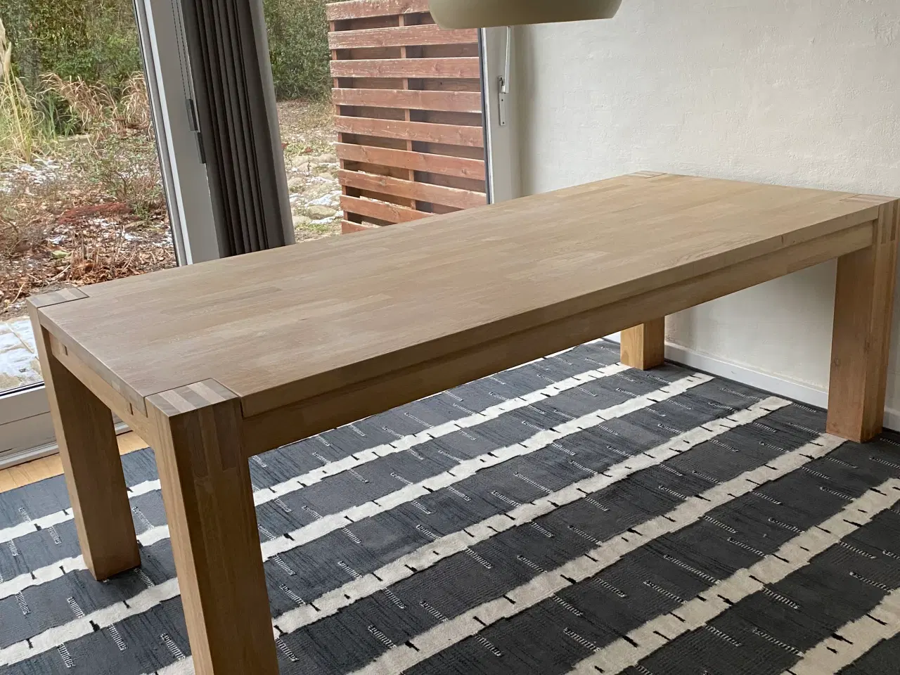 Billede 2 - Spisebord i massiv eg