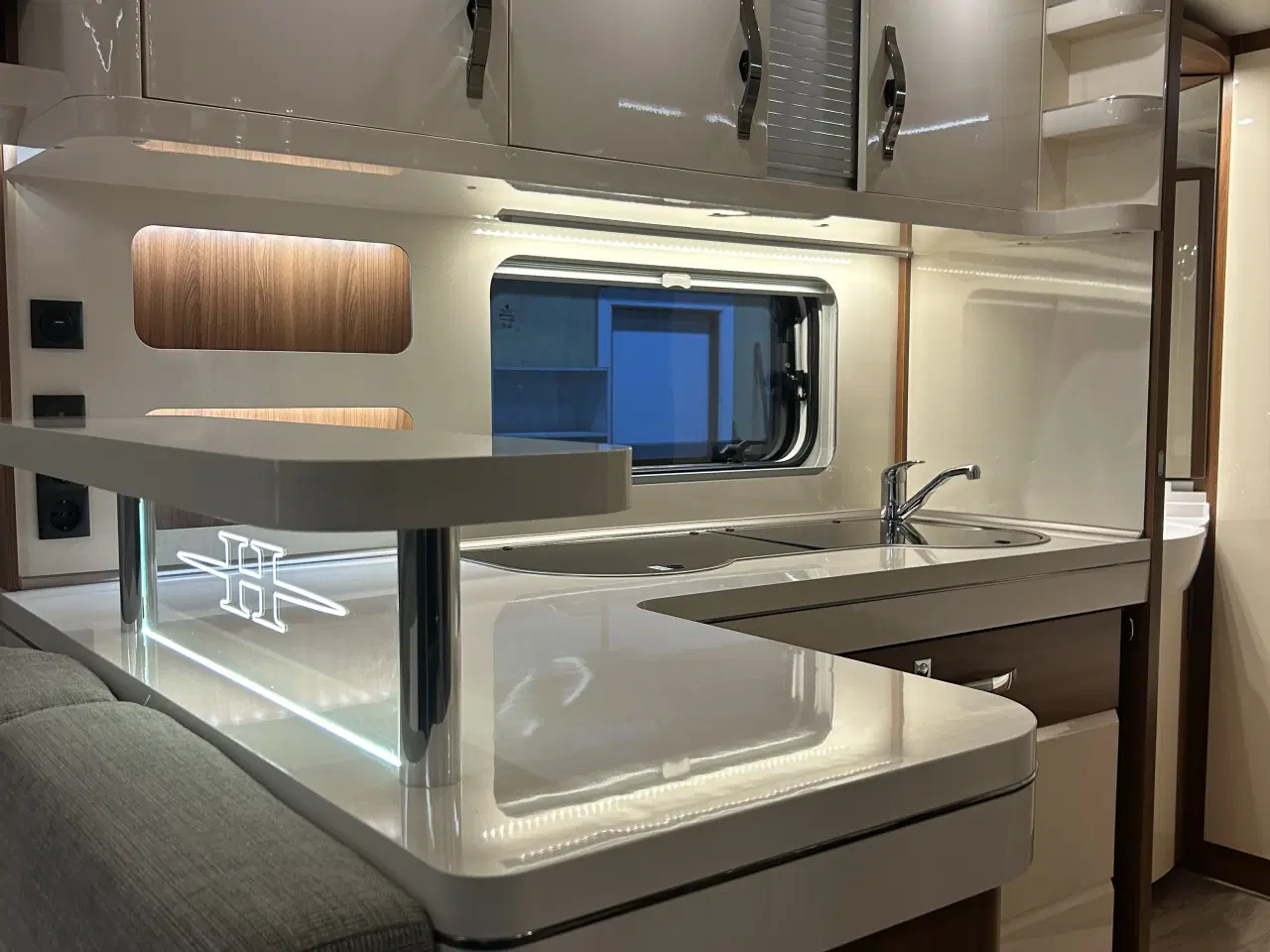 Billede 1 - Hobby 560 til spotpris