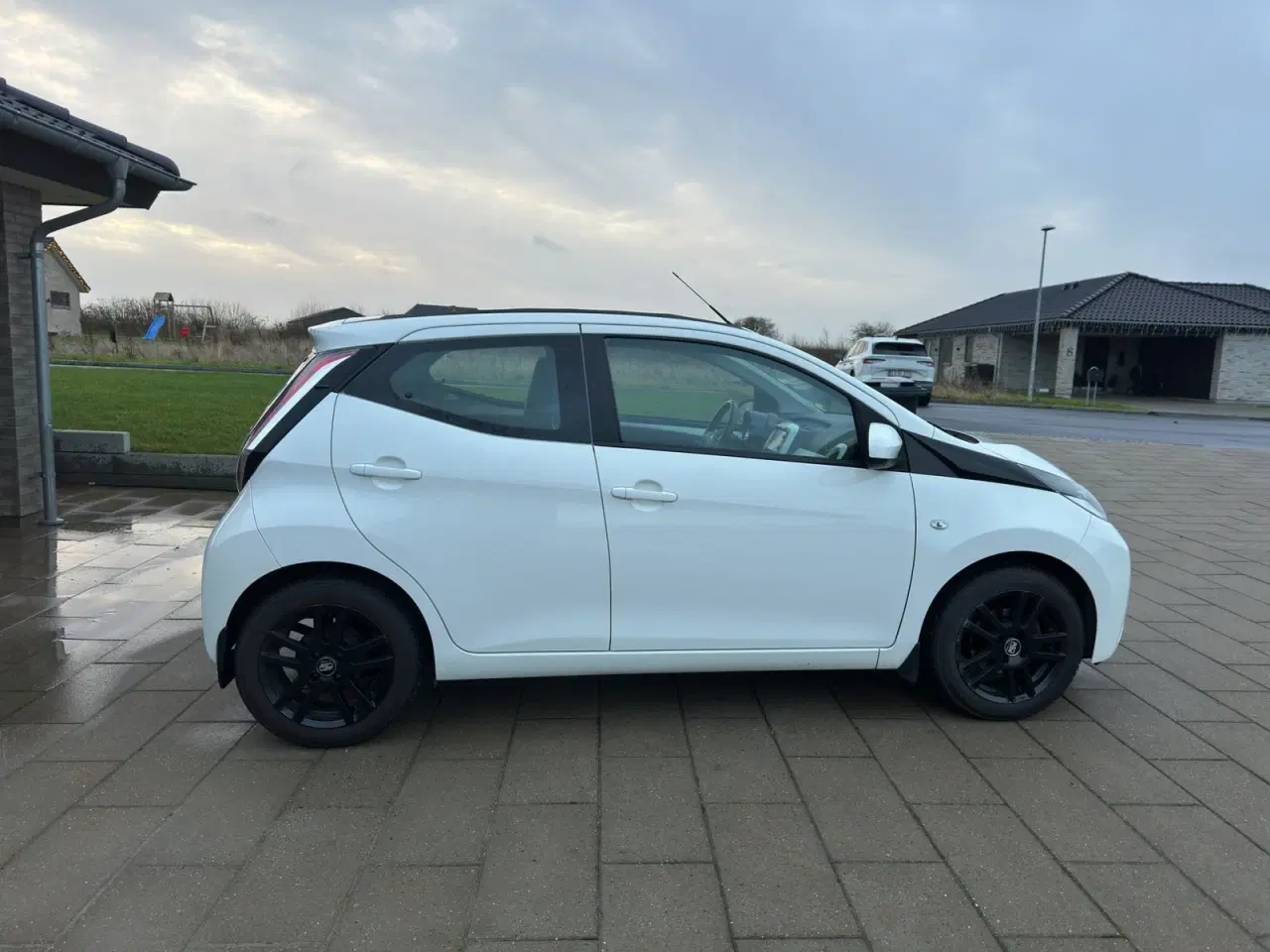 Billede 4 - Toyota Aygo 1,0 VVT-i x-wave Sky
