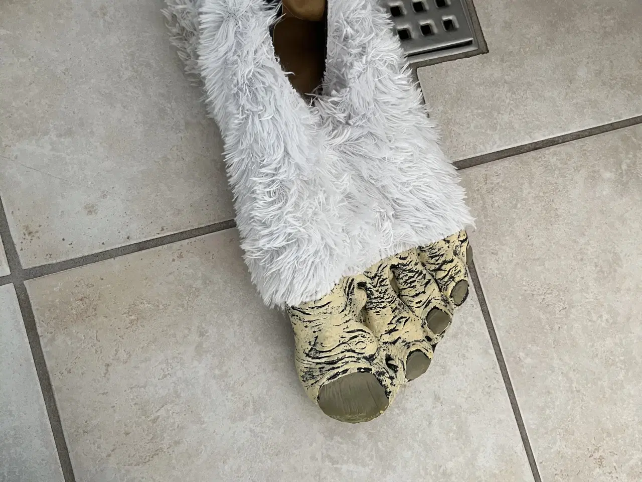 Billede 4 - Udklædning dragt Yeti 