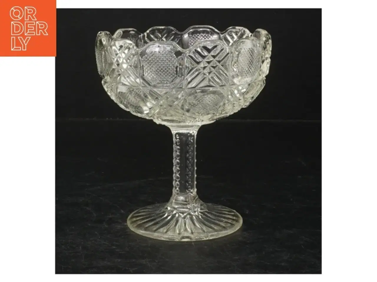 Billede 1 - Glasfad på fod (str. Ø. 13 cm. længde, 14 cm)
