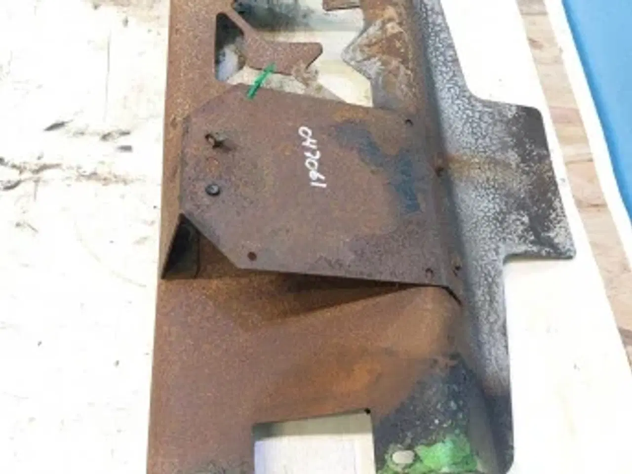 Billede 3 - Merlo P40.7 Skærmdele 047061