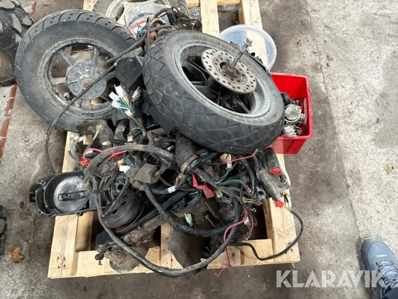 Billede 7 - Scooter 2 styk + reservedele