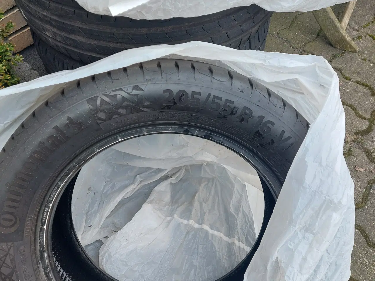 Billede 1 - Conti Contakt 7 sommerdæk 4 stk  205 55 16 V