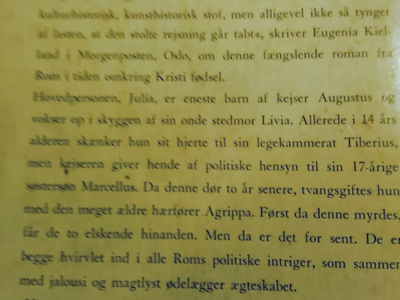 Billede 2 - Elisabeth Dored: Jeg elskede Tiberius.