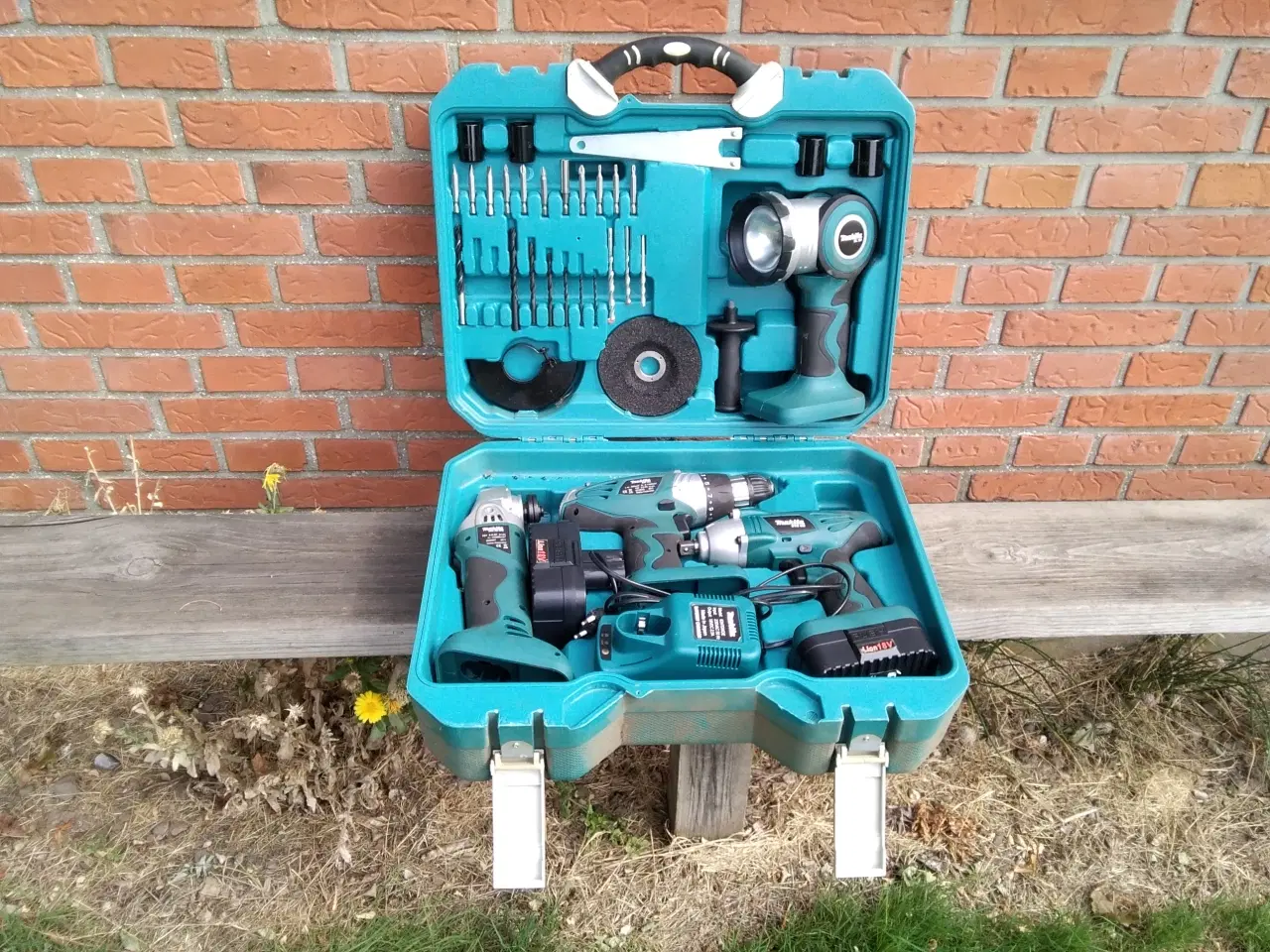 Billede 1 - Makita 18 V UBRUGT Fra Dødsbo Byt m E-Bike Kørekla