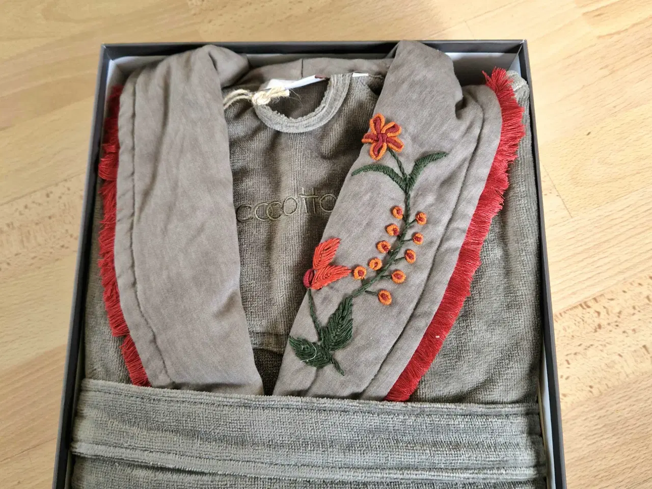 Billede 6 - Super flot badekåbe I økologisk bomuld