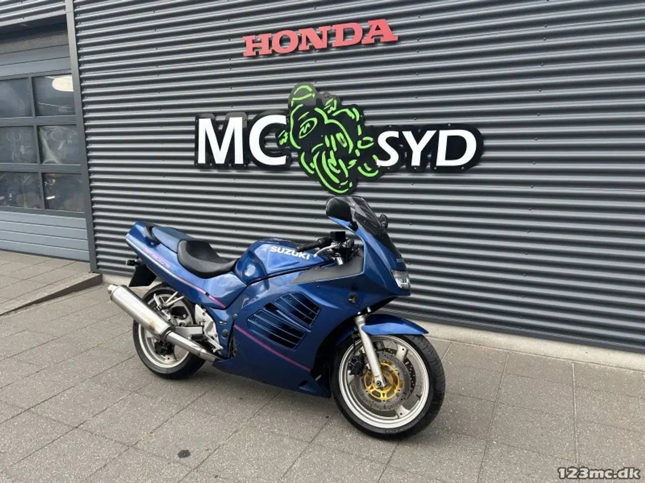 Billede 2 - Suzuki RF 600 R mc-syd engros
